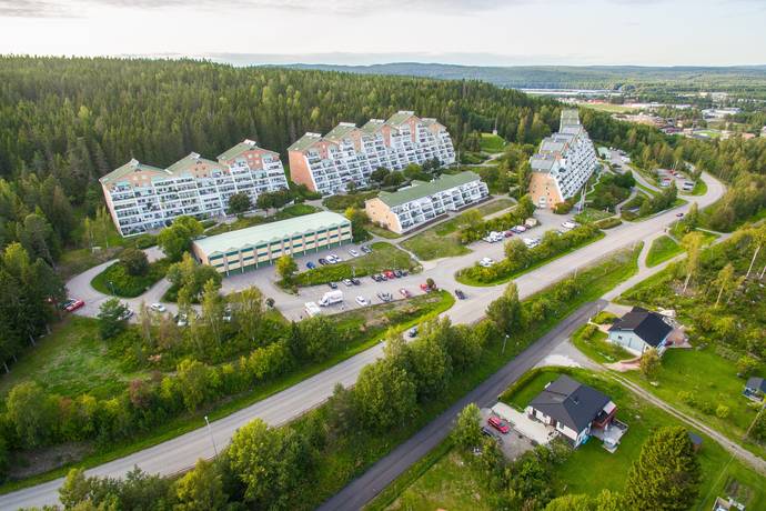 4 rum lägenhet på Kungsvägen 127 Entréplan & våning 3 från balkongsidan Timrå, Timrå kommun - bild 3