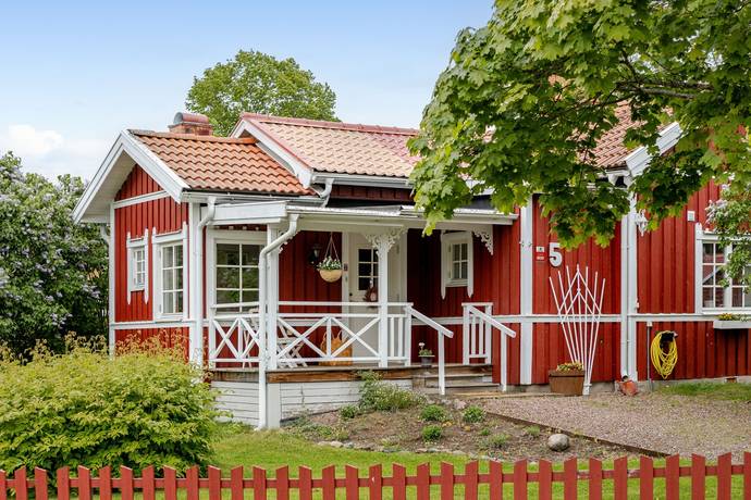 3 rum villa på Uddnäsvägen 5 Uddnäs, Falu kommun - bild 1