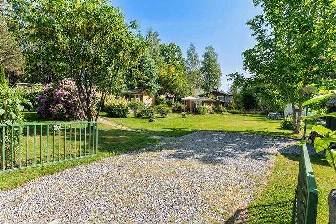 3 rum villa på Bergsrundan 27 Vattubrinken, Södertälje kommun - bild 1
