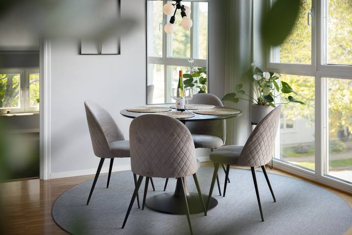 De La Gardies väg 10, Farsta Slottsvik, Värmdö kommun