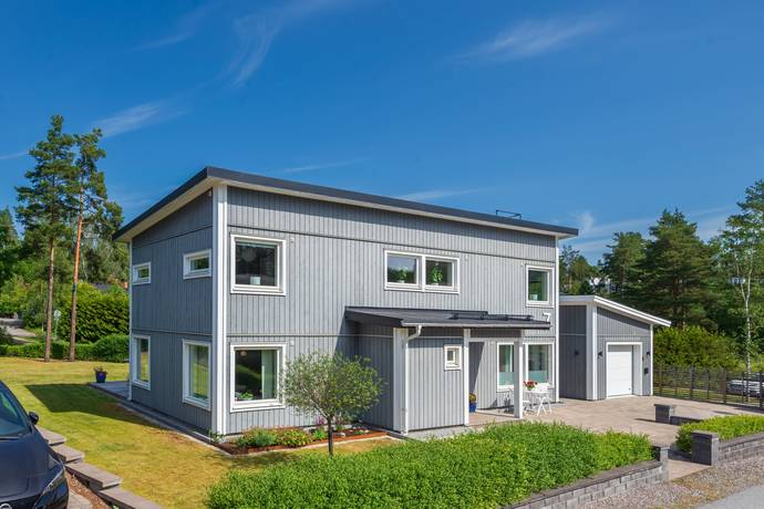 5 rum villa på Tjärdalsvägen 7 Björkhaga, Österåkers kommun - bild 2