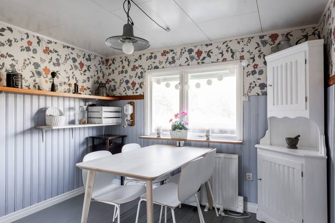 2 rum Vinterbonat fritidshus på Tjugesta 234 Örebro kommun - bild 10