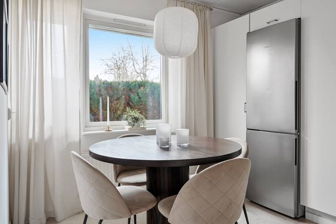 2 rum Radhus på Otto bondes väg 24 Margretelund Österåkers kommun - bild 13