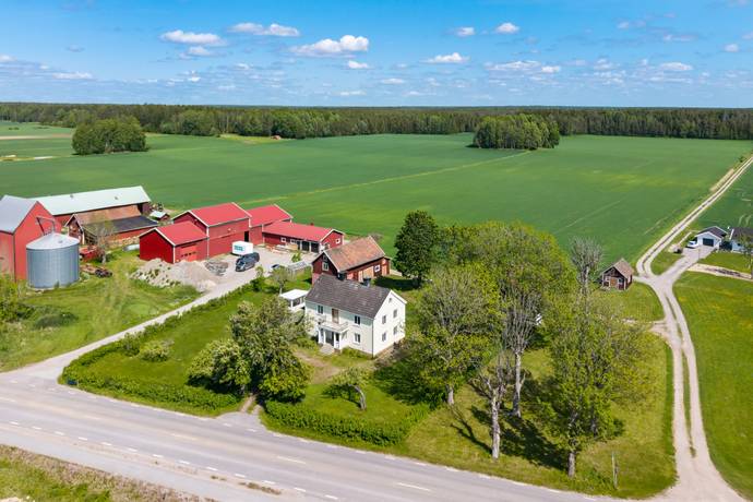 villa på Norra Runnaby 348 Örebro, Örebro kommun - bild 2
