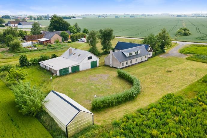 8 rum gård utan jordbruk på Hammenhögsvägen 56 Hammenhög - Borrby, Simrishamns kommun - bild 3