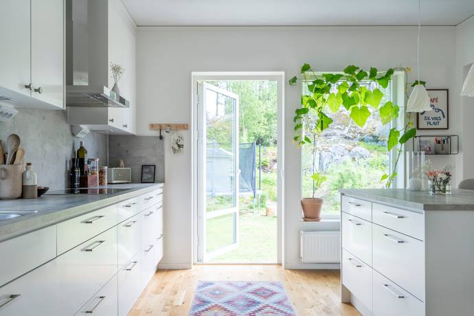 8 rum villa på Runstens byväg 72 Runsten, Haninge kommun - bild 5
