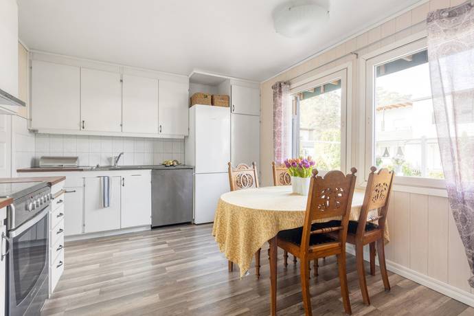 5 rum Radhus på Gräsåkersvägen 39D Gräsåker Ekerö kommun - bild 8