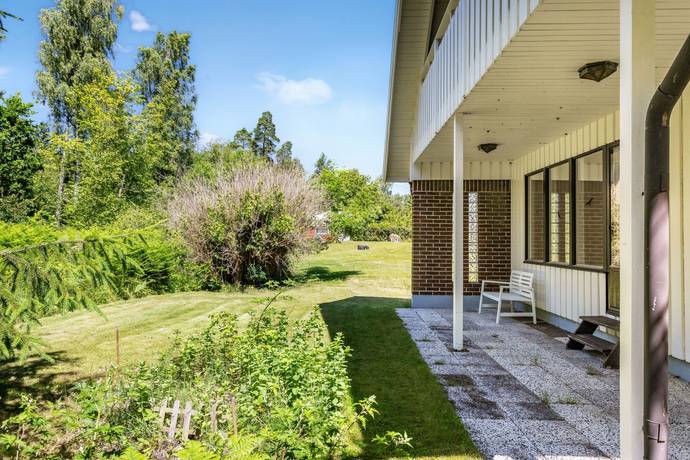 8 rum Villa på Falkstigen 10 Klöxhult Älmhults kommun - bild 25