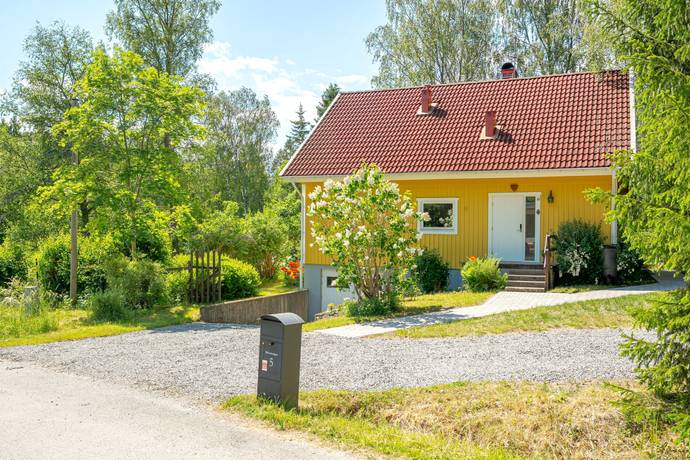 6 rum villa på Råbocksstigen 5 Värmdövik, Värmdö kommun - bild 1