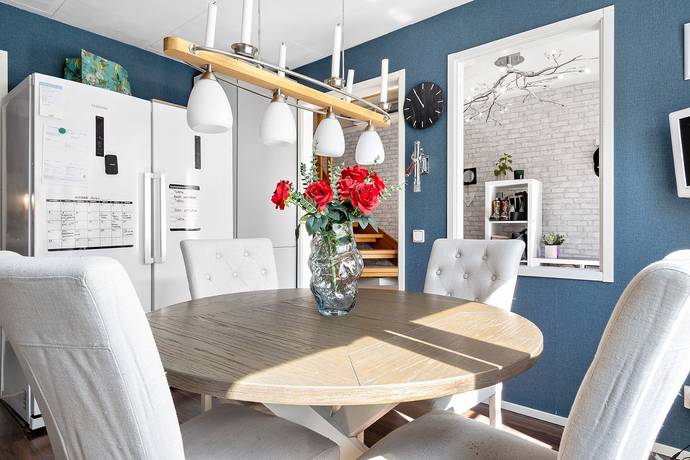 5 rum lägenhet på Bäckeforsgatan 31 Skogshöjden, Trollhättans kommun - bild 5