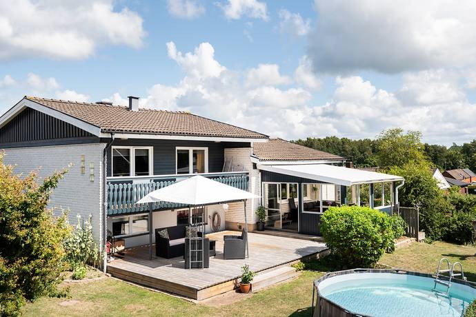6 rum villa på Gullvivevägen 13 Östra Hulta, Ronneby kommun - bild 1