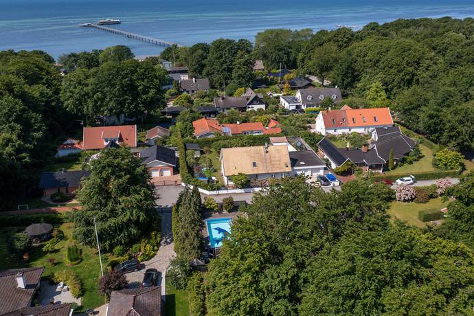 8 rum villa på Första parkvägen 3 Bjärred, Lomma kommun - bild 2