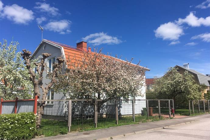 6 rum Villa på Sandmarksgatan 2 Lyckhem Vänersborgs kommun - bild 2