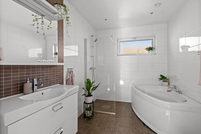 6 rum Villa på Ligustervägen 48 Älta - Södra Hedvigslund Nacka kommun - bild 38