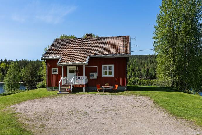 4 rum Gård med jordbruk på Suobbatsel 100 Jokkmokk Jokkmokks kommun - bild 2