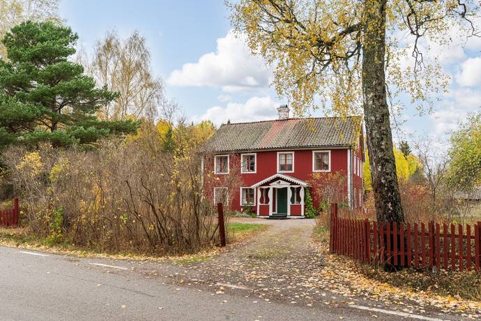 Leckenbo 104, Möklinta, Sala kommun