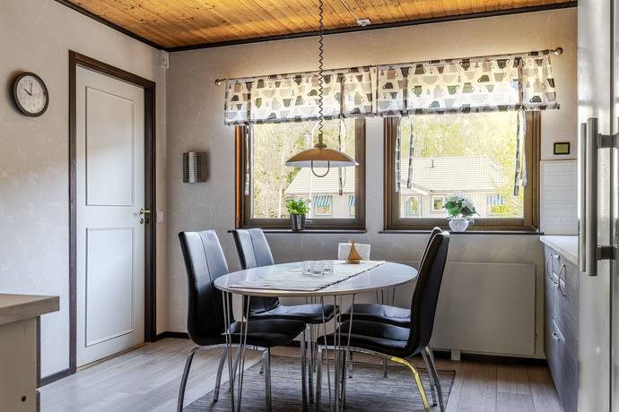 5 rum Villa på Älgvägen 10 Centralt Emmaboda kommun - bild 6