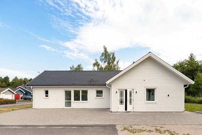 villa på Sporvägen 37 Alvesta, Alvesta kommun - bild 1