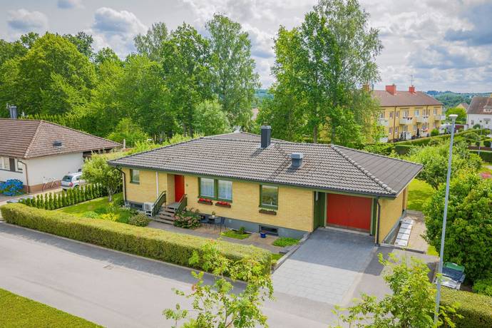 Raka gatan 16, Bergsätter, Motala kommun
