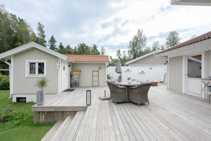 August Erikssons väg 10, Västra Skärgårdsstad, Österåkers kommun