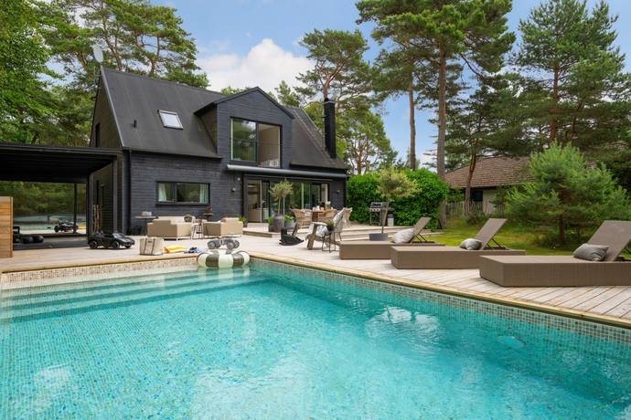 7 rum villa på Vikensvägen 13A Ljunghusen, Vellinge kommun - bild 1