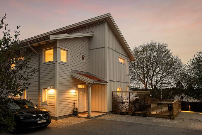 8 rum Villa på Bältvägen 20A Edsviken Sollentuna kommun - bild 7