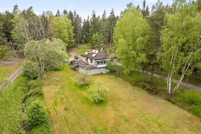 6 rum villa på Gävsjövägen 111 Gävsjö, Vallentuna kommun - bild 1