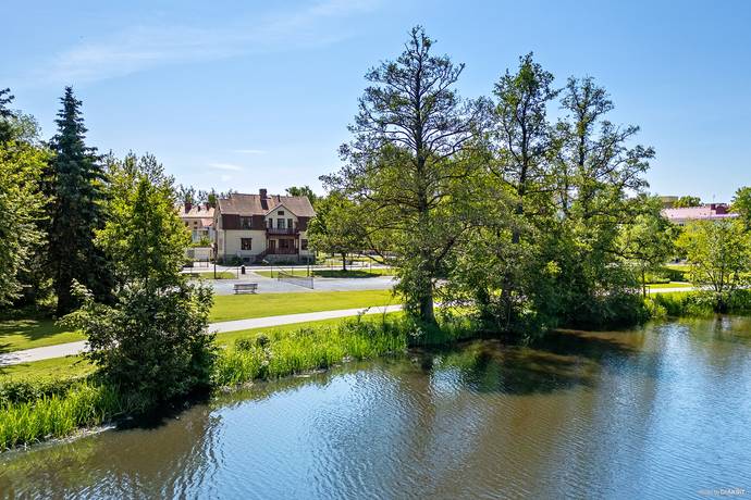 8 rum villa på Svanåallén 1 Centralt / Väster, Örebro kommun - bild 3