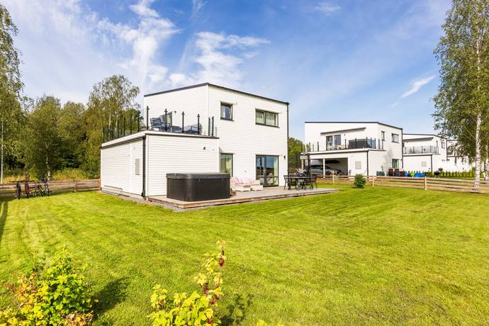 5 rum lägenhet på Akademigårdsvägen 14 Harbo, Heby kommun - bild 2