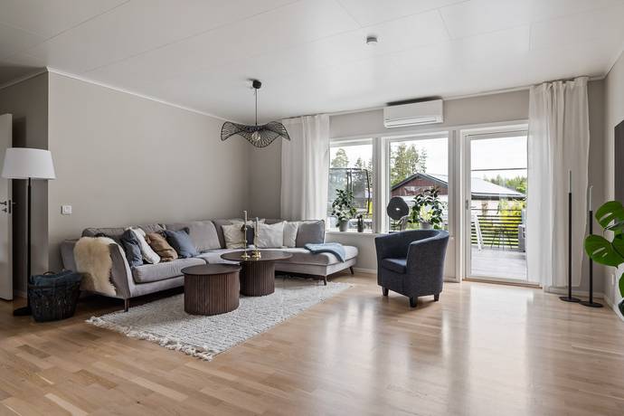 6 rum Villa på Bresättersvägen 23 Laggarhult Katrineholms kommun - bild 10