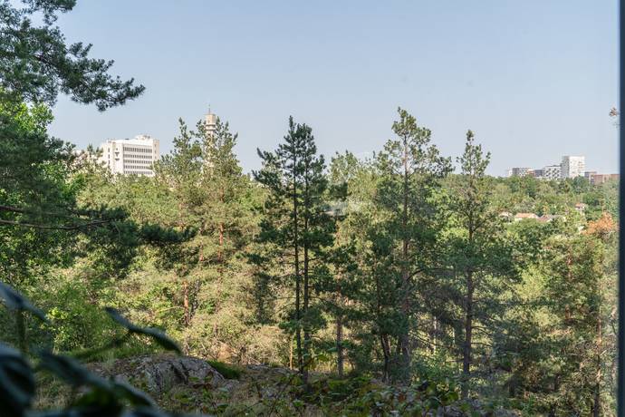 4 rum lägenhet på Kamrerarvägen 38 Hägerstensåsen, Stockholms kommun - bild 4