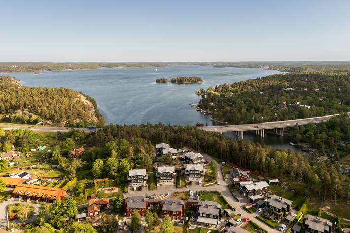 6 rum lägenhet på Kils gårdsväg 9B Insjön, Nacka kommun - bild 2