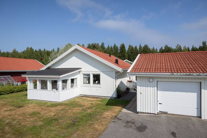 4 rum lägenhet på Grundgatan 19 Ursviken, Skellefteå kommun - bild 1