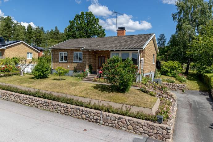 4 rum villa på Ekvägen 5 Norra Näs, Vimmerby kommun - bild 1