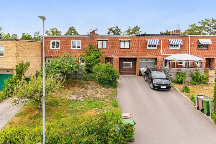 4 rum radhus på Styrbordsvägen 92 Oxelösund, Oxelösunds kommun - bild 1
