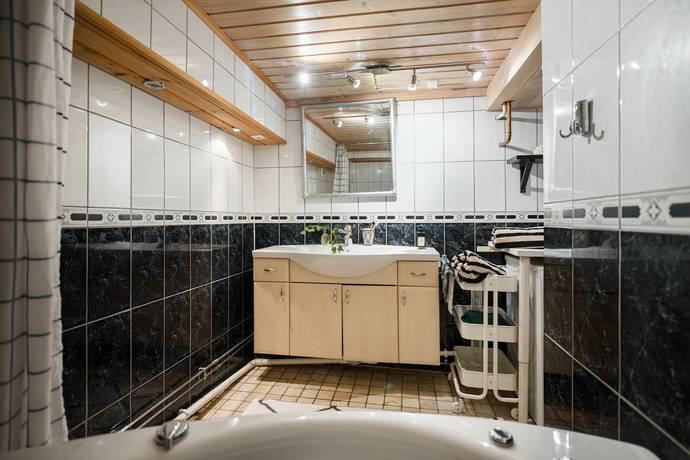 7 rum Villa på Hagavägen 1 Rönninge Salems kommun - bild 40