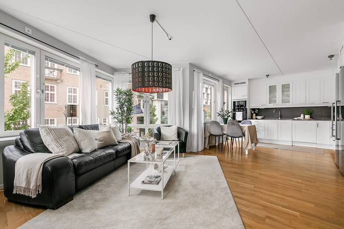 5 rum lägenhet på Rademarchergatan 28B Centrum, Eskilstuna kommun - bild 2