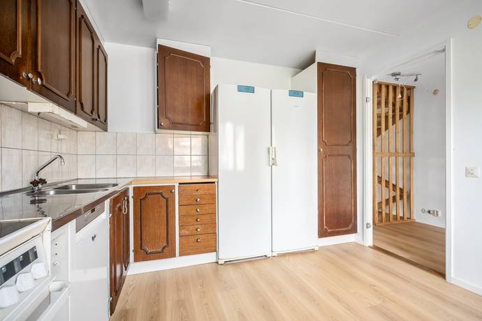 5 rum radhus på Rapsodivägen 146 Drevviksstrand, Huddinge kommun - bild 5
