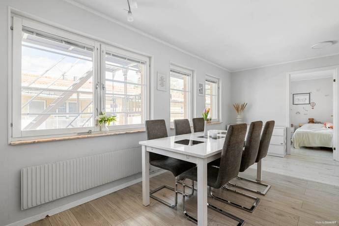 3 rum Lägenhet på Sunnanvindsgränd 211 Berghem Järfälla kommun - bild 7
