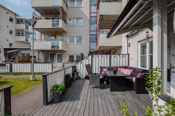 5 rum radhus på Stationsgatan 21A Sätuna, Sigtuna kommun - bild 1