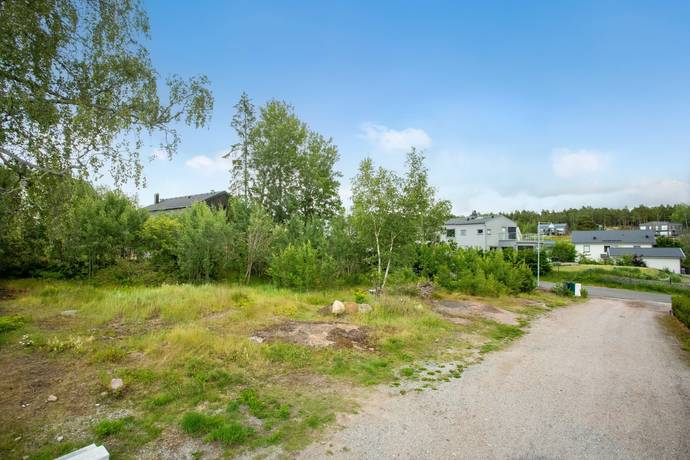 tomt på Tingvallavägen 18 Västra Bällsta, Vallentuna kommun - bild 1