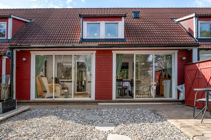 6 rum villa på Fårticksgatan 128 Enköping, Enköpings kommun - bild 1