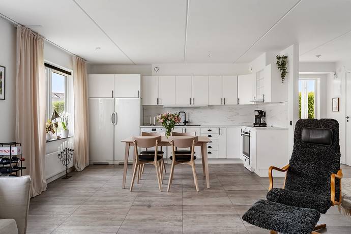 3 rum radhus på Fridhemsgatan 28E Centrala Vårgårda, Vårgårda kommun - bild 5