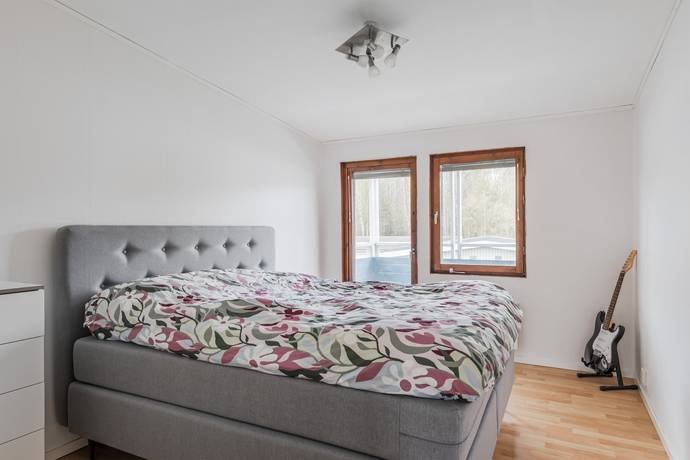 5 rum Radhus på Frostmätarevägen 28 Trollhättan Trollhättans kommun - bild 21