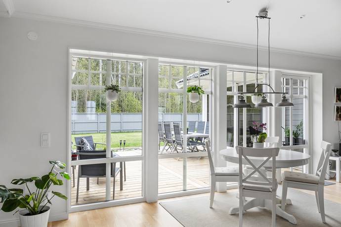 157 m² Villa på Rävstigen 9 Borlänge kommun - bild 9