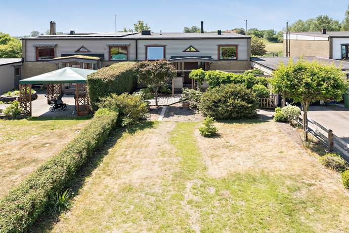 Sjöcronavägen 14 i Strövelstorp, Ängelholms kommun - villa till salu ...