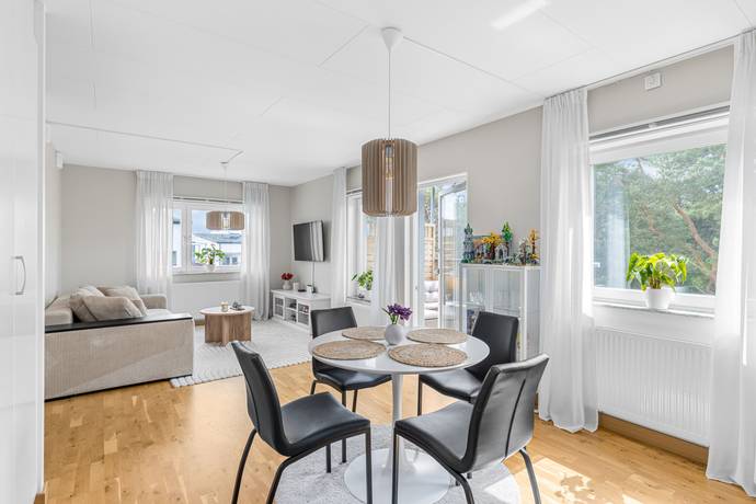 2 rum lägenhet på Valsta gårdsväg 4 Märsta, Sigtuna kommun - bild 4