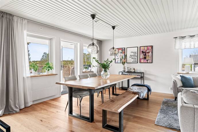 6 rum Villa på Bastebacka 241 Ljungskile Uddevalla kommun - bild 11