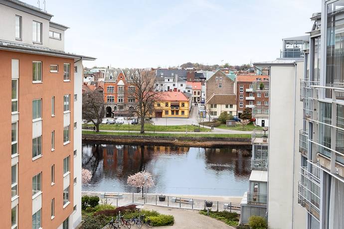 2 rum lägenhet på Sven Jonsons gata 2 C Centralt - Nissastrand, Halmstads kommun - bild 2