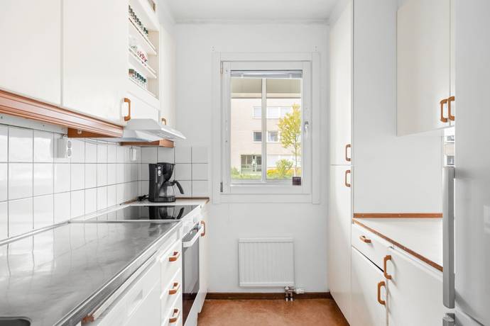 2 rum lägenhet på Lötsjövägen 75 Hallonbergen, Sundbybergs kommun - bild 4